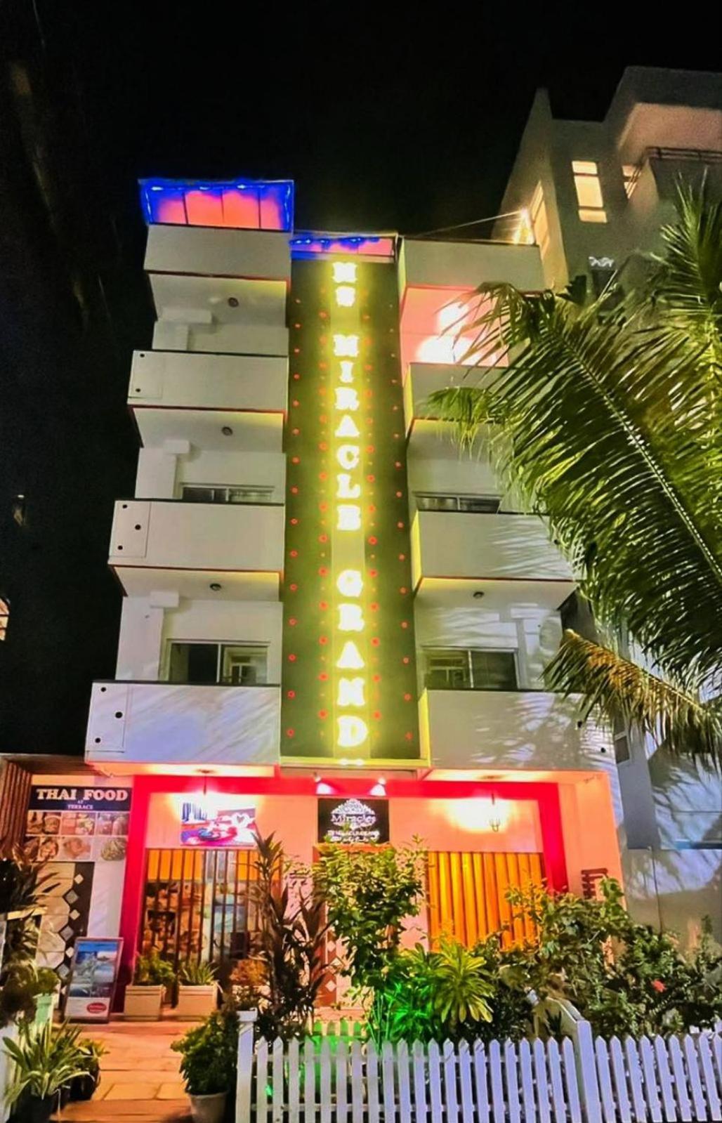 Hs Miracle Grand Hulhumale Exterior foto